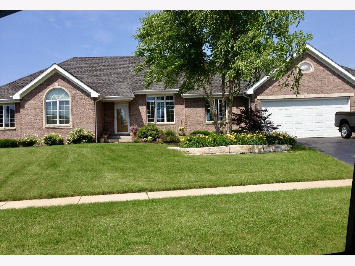 Homes & Condominiums Sold Riverbend Belvidere Illinois, 602 Commander