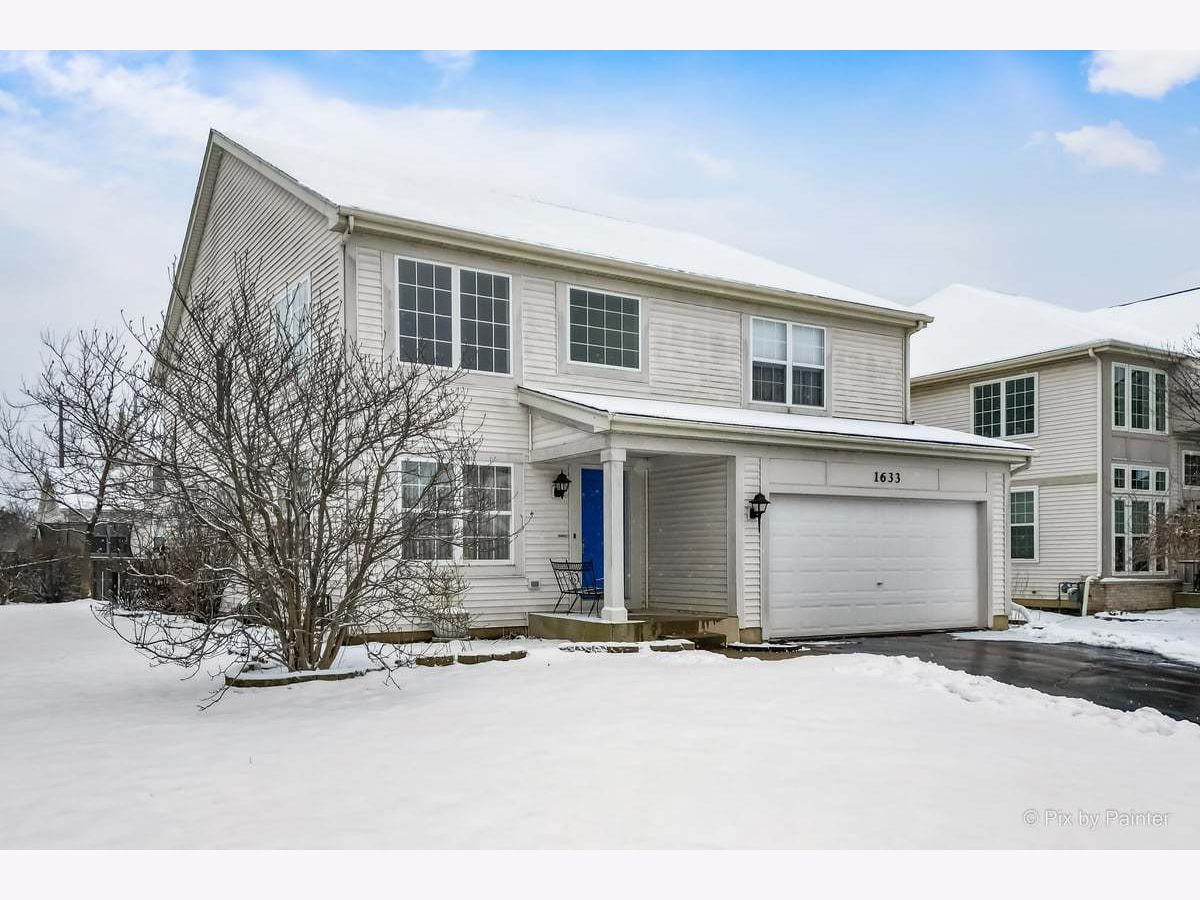 Homes & Townhomes & Condos Sold Mulberry Grove Elgin Illinois, 1633 Montclair