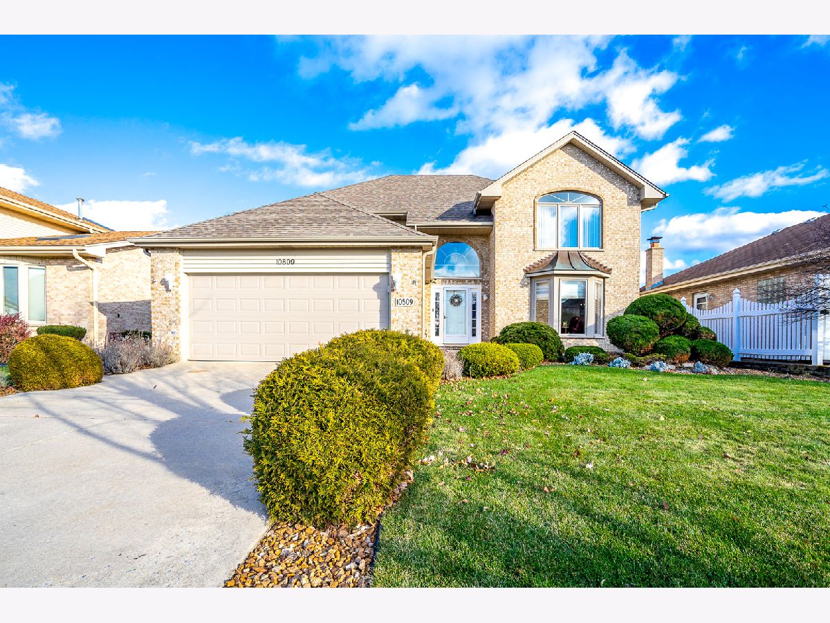 Homes & Condos & Townhomes Sold Eagle Ridge Oak Lawn Illinois, 10809 Lorel