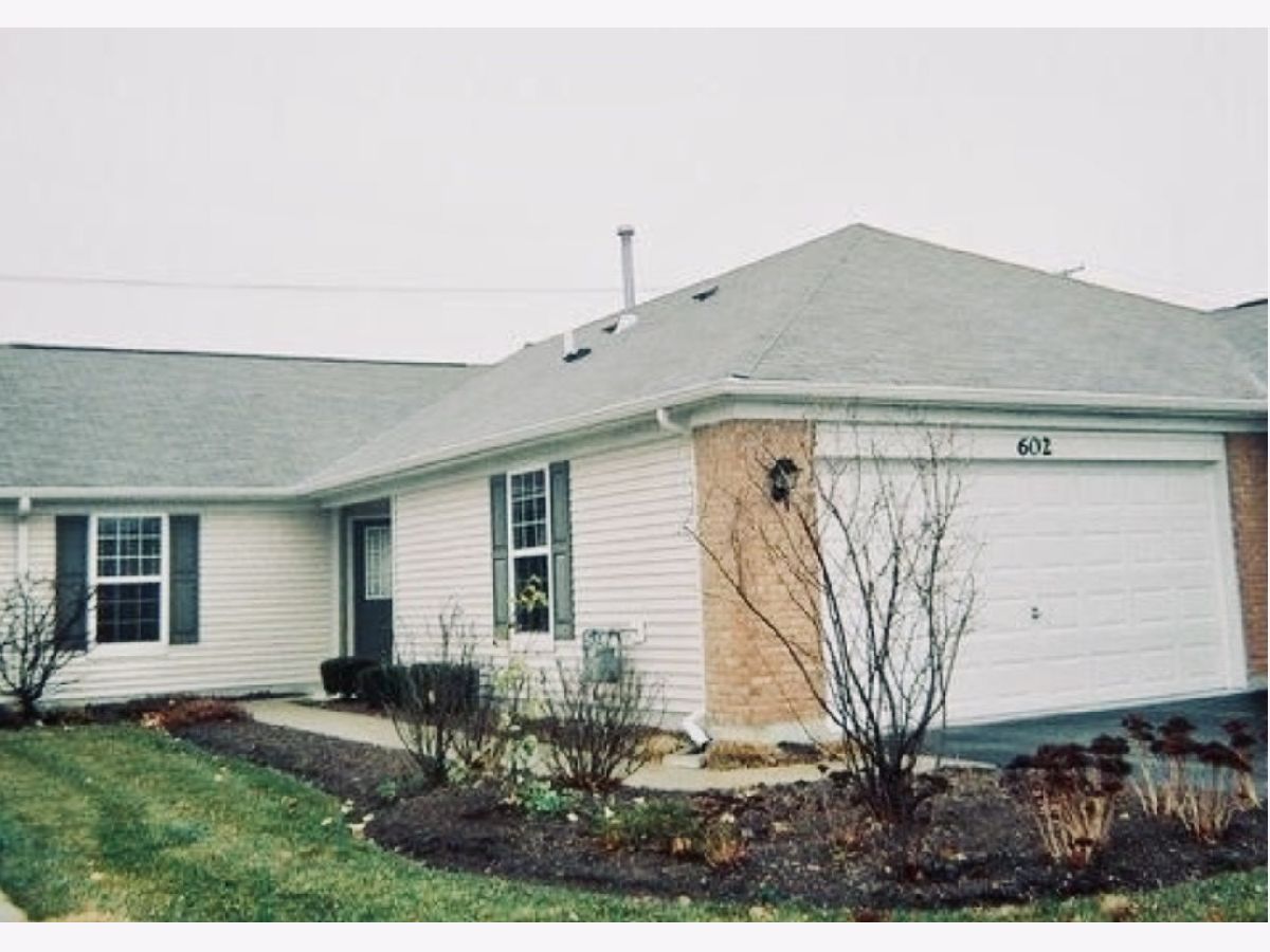 Condos & Townhomes Sold Bradford Place Clubs Round Lake Illinois, 602 Curran