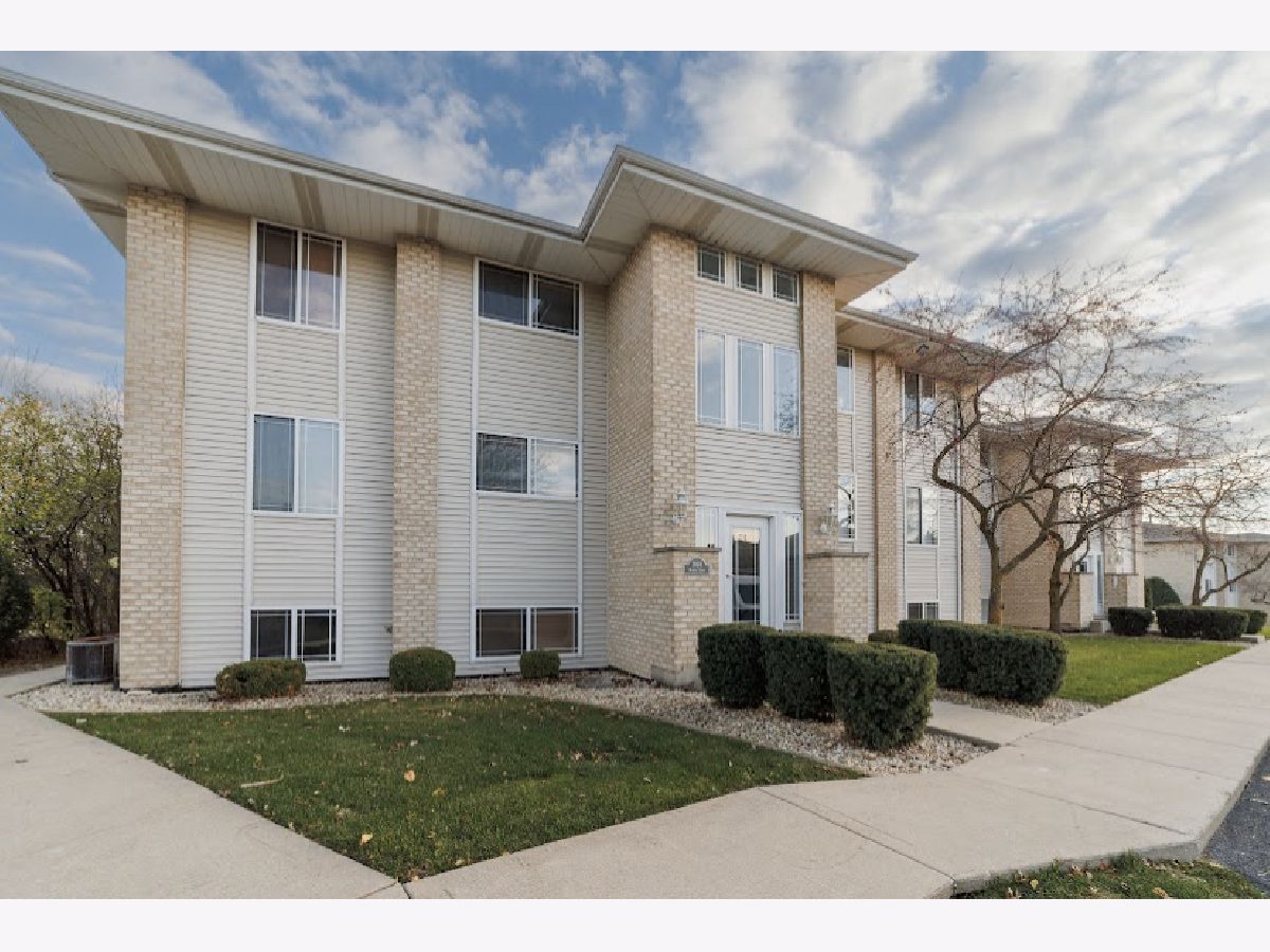 Condominiums Sold Meadowview Crest Hill Illinois, 2024 Manico