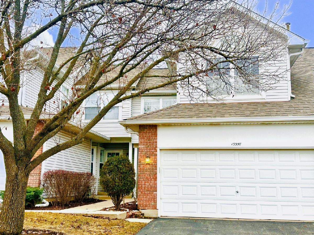 Townhomes & Condos Rented Whispering Lake Lake Bluff Illinois, 13358 Heiden