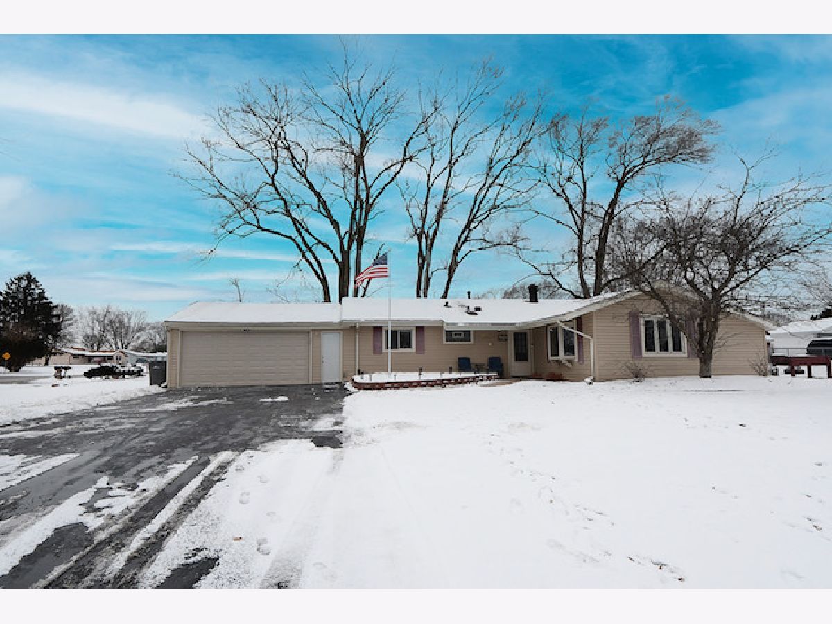 Homes Sold Fernway Orland Park Illinois, 8840 Chadbourn
