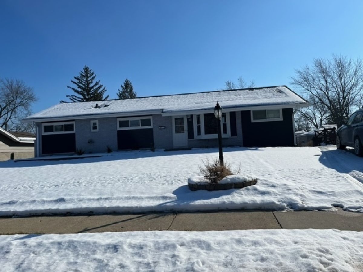 Homes Rented Parcel C Hoffman Estates Illinois, 65 Flagstaff