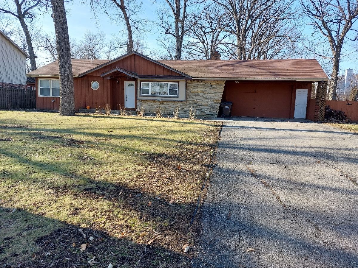 Homes Sold Fox River Estates Barrington Illinois, 26250 Geraldine
