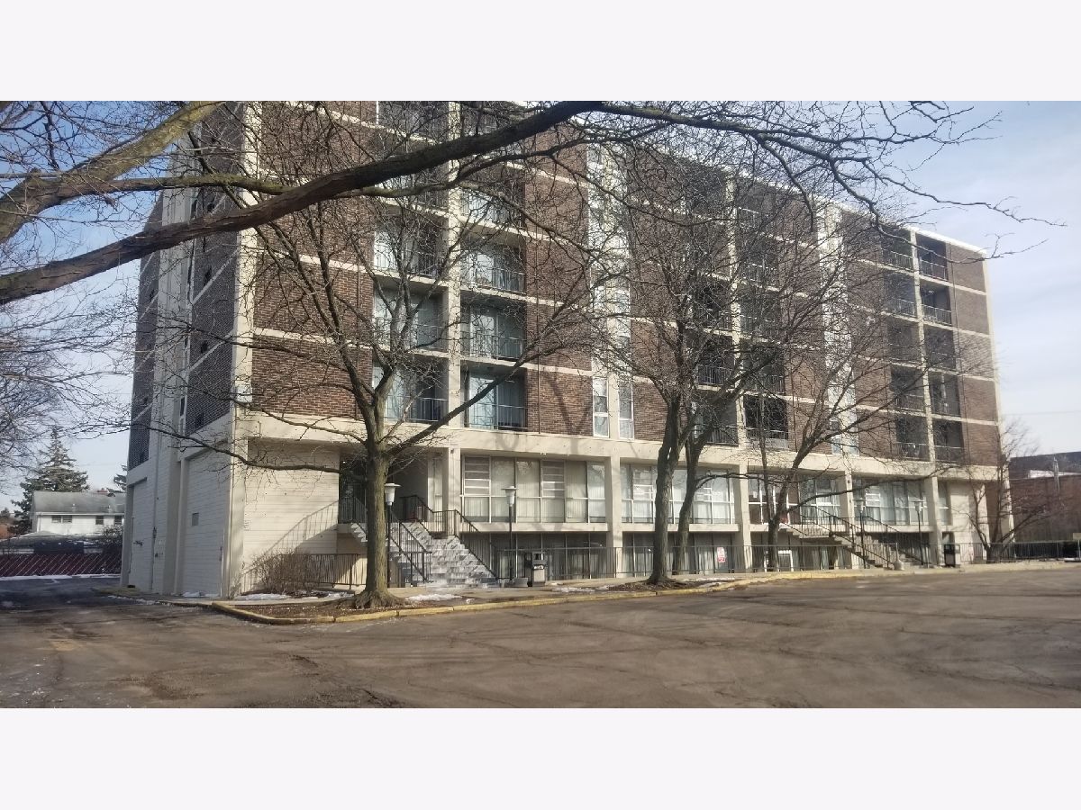 Condominiums Sold York Towers Bensenville Illinois, 1043 York
