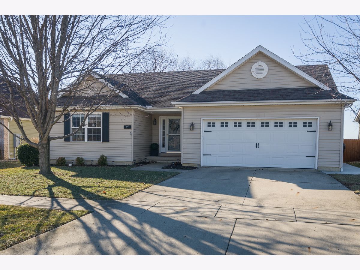 Homes & Condos & Townhomes Sold Hillcrest Clinton Illinois, 15 Delmar