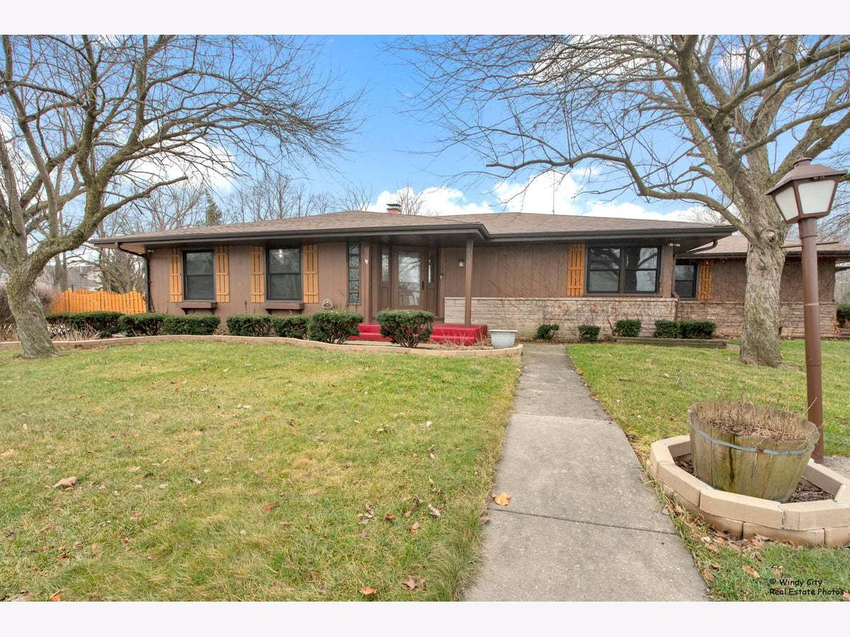 Homes Sold Murphy Acres Joliet Illinois, 1120 Barber