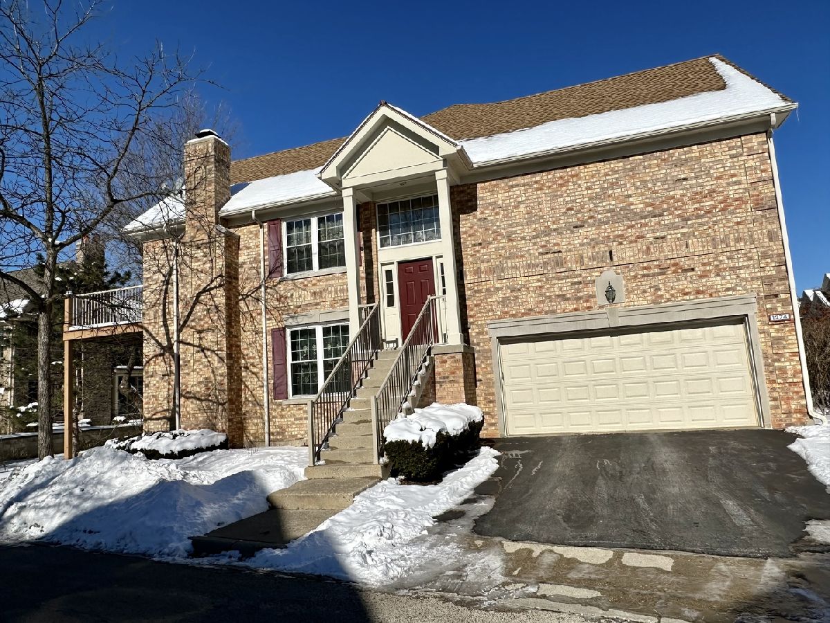 Townhomes Rented Sarahs Glen Vernon Hills Illinois, 1274 Christine
