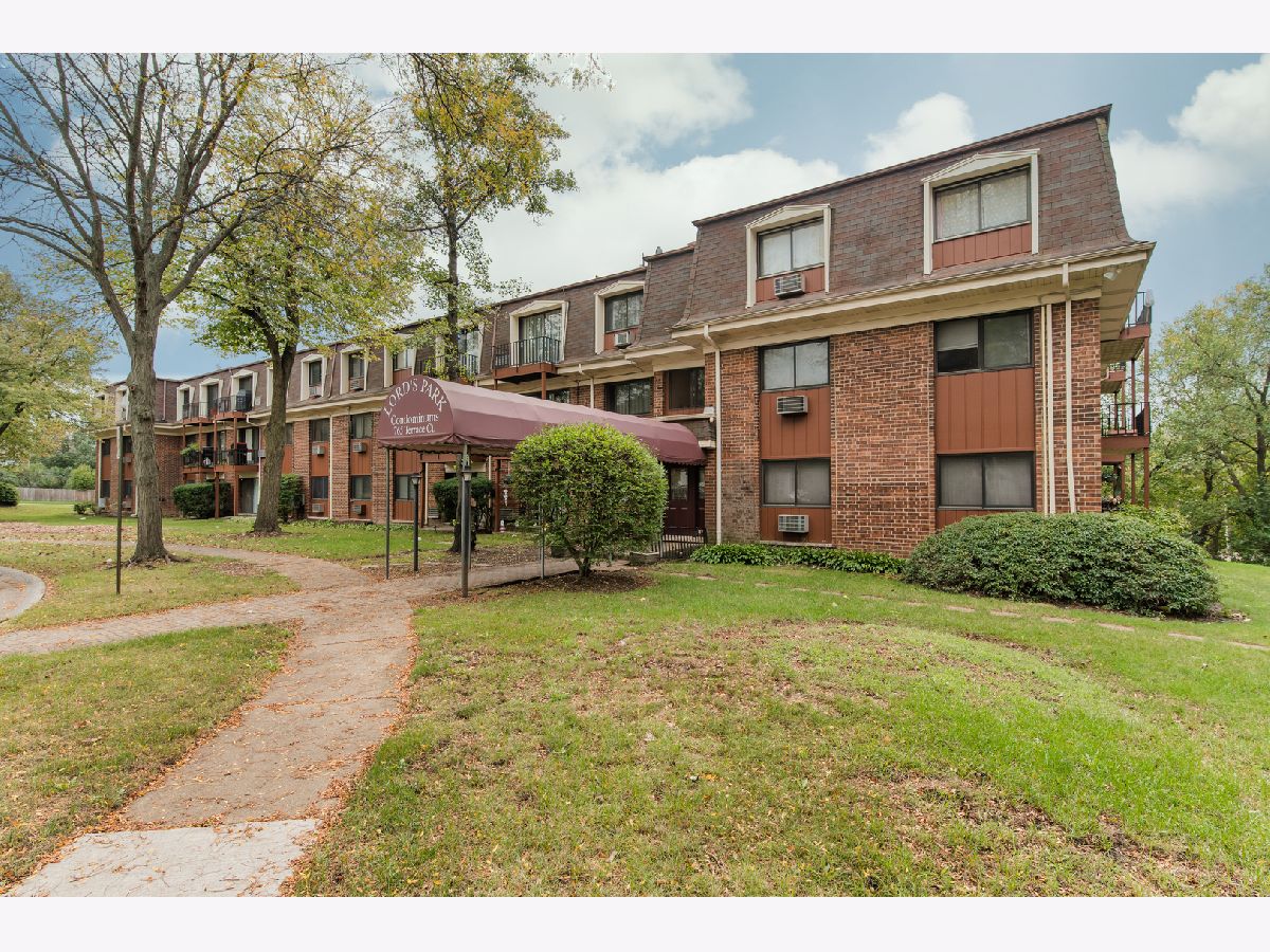 Homes & Condominiums Sold Lords Park Elgin Illinois, 765 Terrace