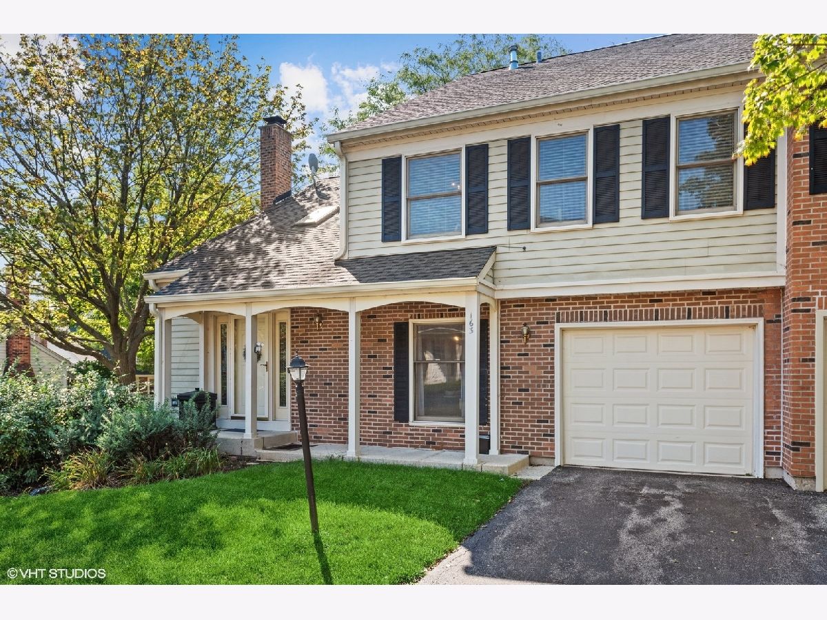 Townhomes Rented Bright Ridge Schaumburg Illinois, 163 Bright Ridge