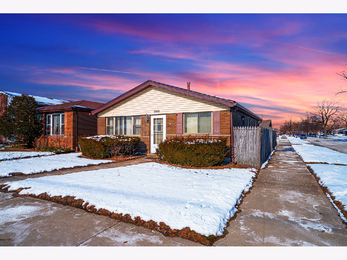 Rented Chicago Illinois, 2758 128th