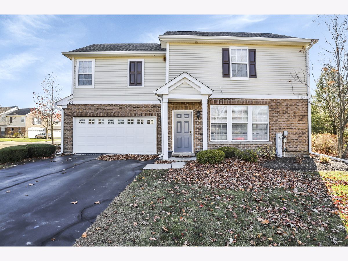 Townhomes Sold Millbrook Algonquin Illinois, 1420 Millbrook