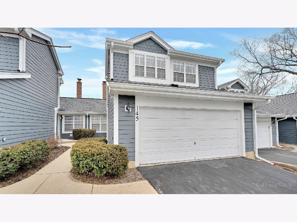 Townhomes & Homes Sold Sarahs Grove Schaumburg Illinois, 145 Sumac