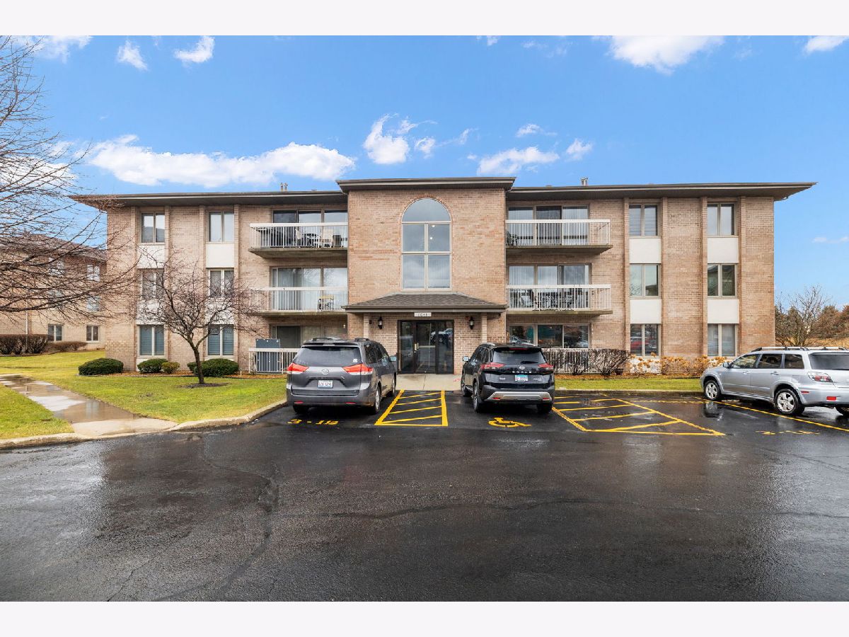 Condominiums Sold Ashley Point Lockport Illinois, 1044 Ashley
