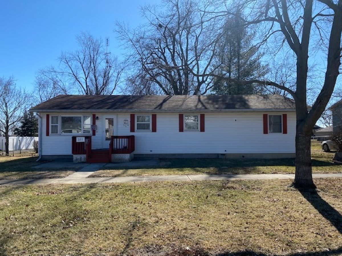  Sold Anchor Illinois, 311 2nd