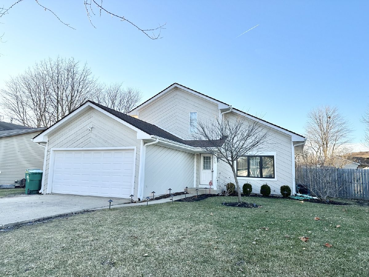 Homes Sold Cambridge Joliet Illinois, 1107 Leawood