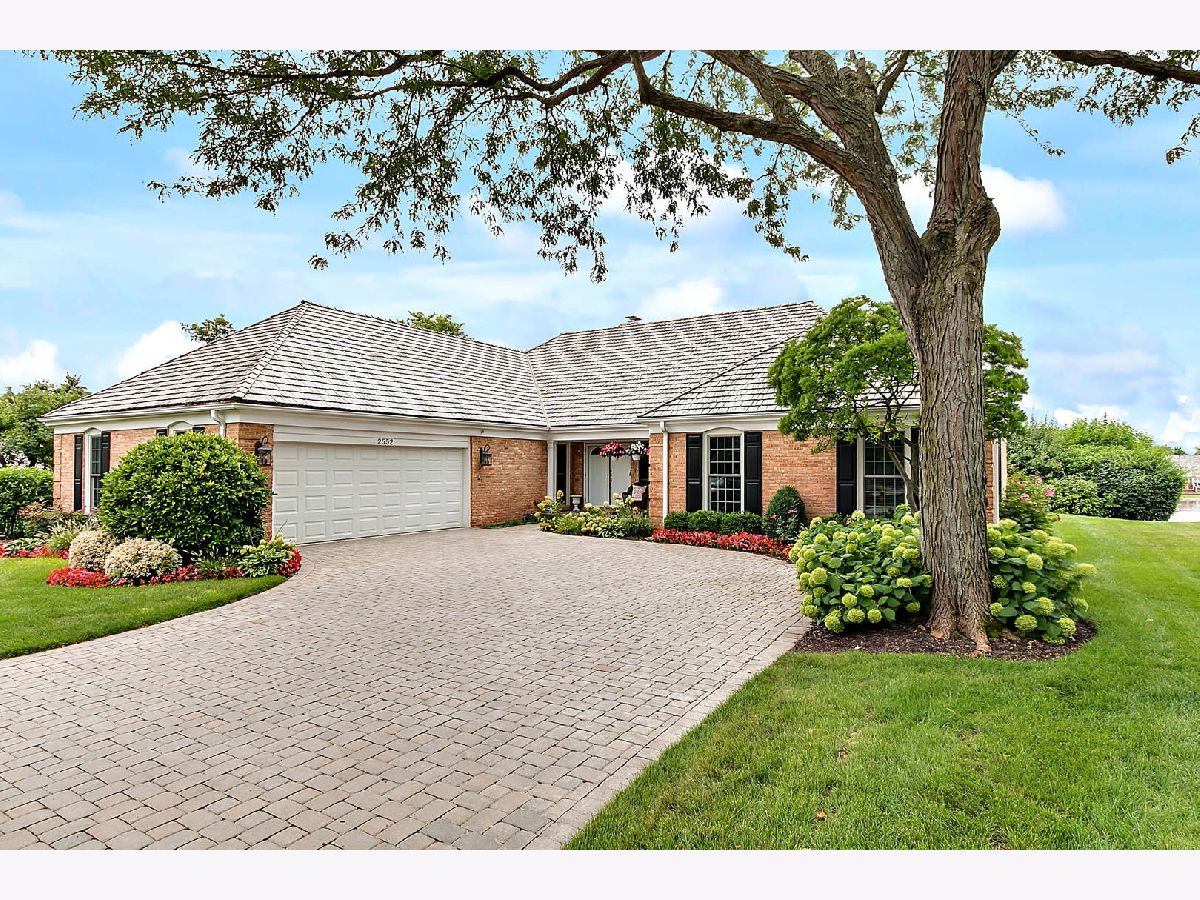 Homes & Condos & Townhomes Sold Indian Ridge Glenview Illinois, 2552 Indian Ridge