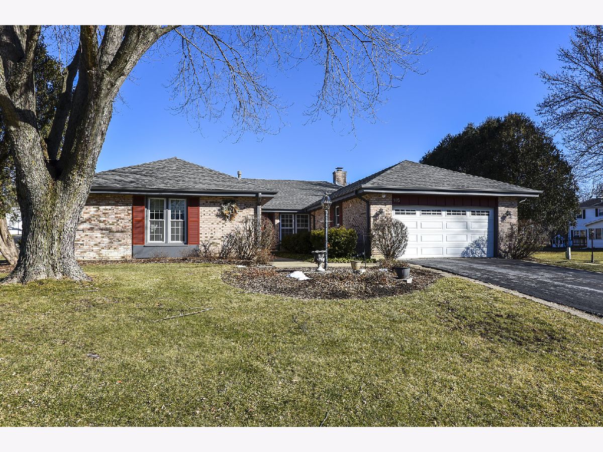 Homes Sold Chippendale Barrington Illinois, 993 Georgetowne