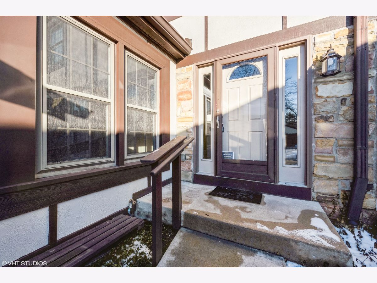 Townhomes Sold The Oaks St Charles Illinois, 75 White Oak