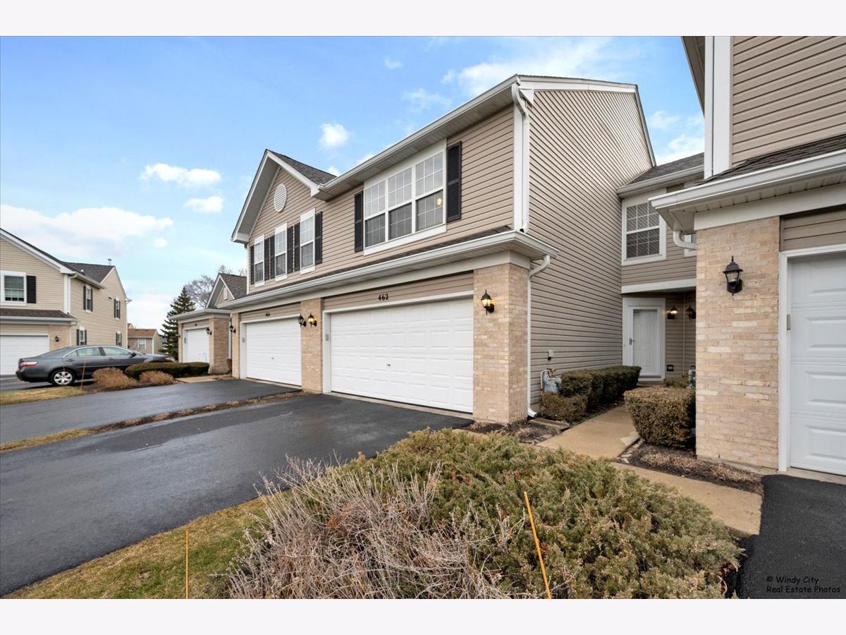 Townhomes & Condos Sold Windham Cove Crystal Lake Illinois, 462 Windham Cove