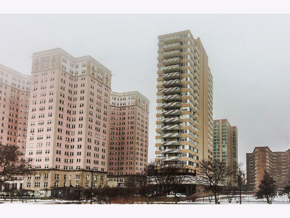 Condominiums Sold Statesman Chicago Illinois, 5601 Sheridan