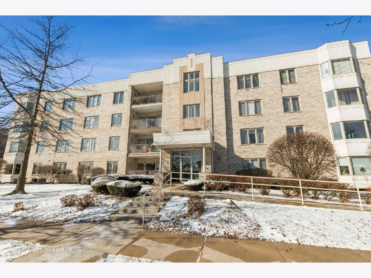 Condominiums Sold Eagle Ridge Condominiums Oak Lawn Illinois, 10720 Washington