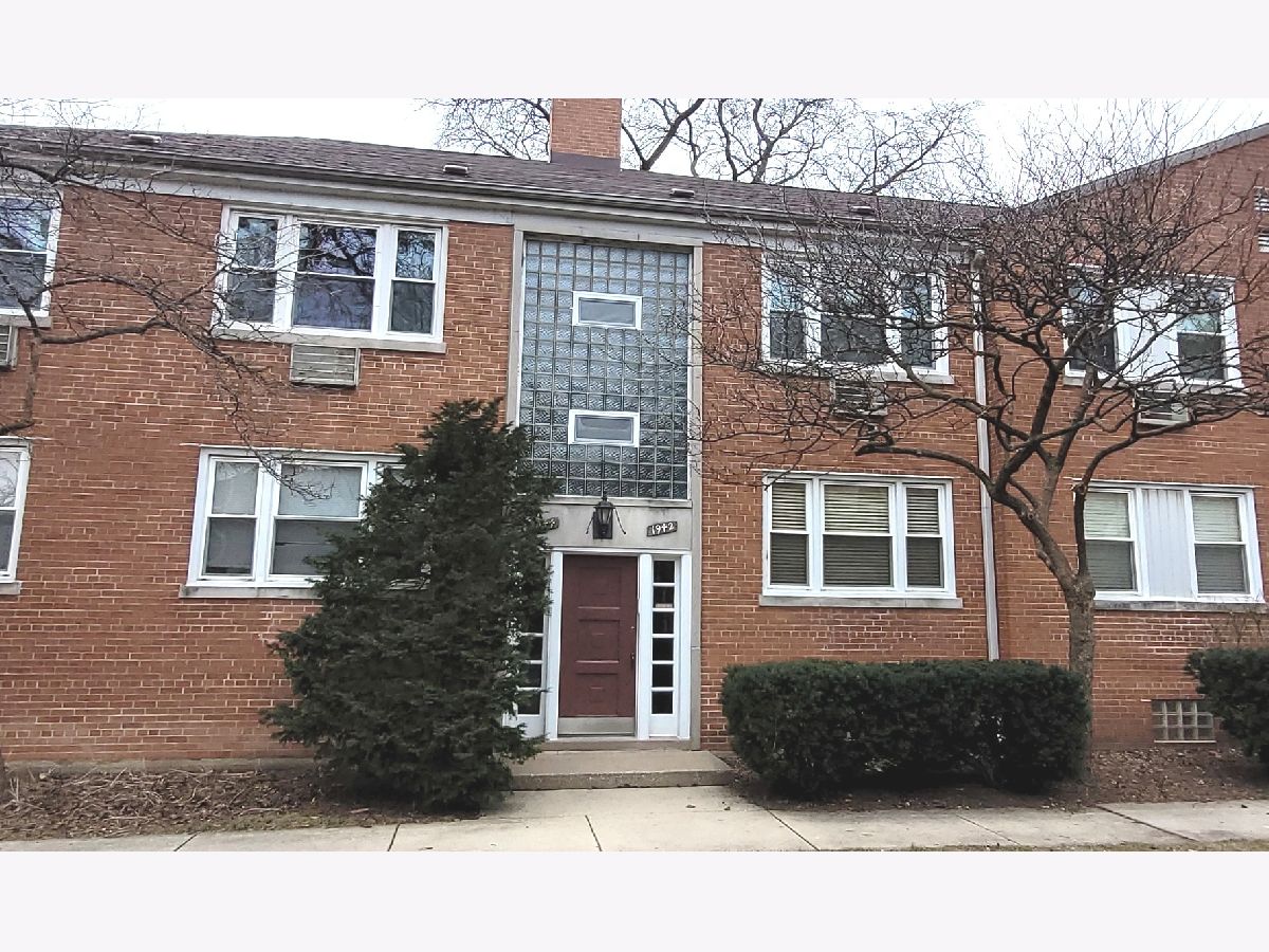 Condominiums Sold Ridgewood Estates Chicago Illinois, 1942 Albion