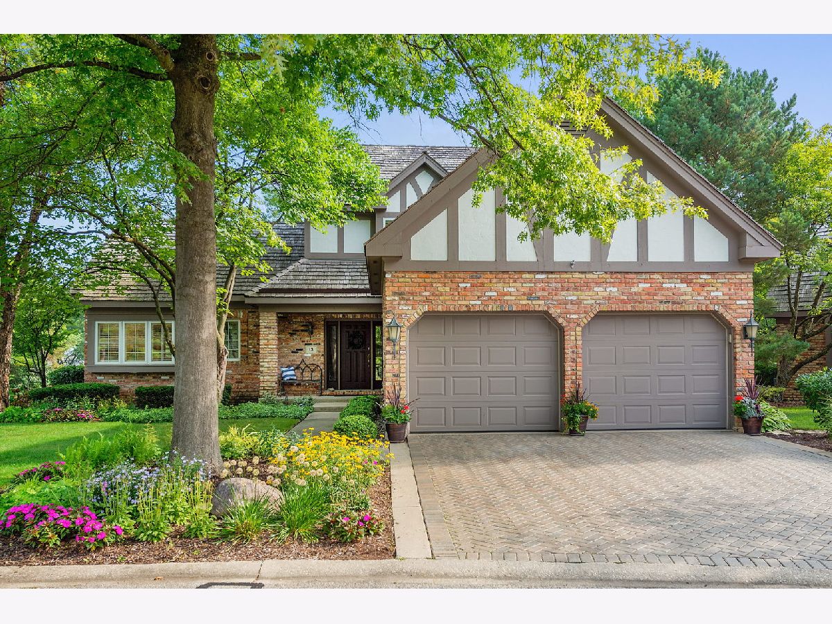 Homes & Condos & Townhomes Sold Lake Ridge Club Burr Ridge Illinois, 13 Lake Ridge Club