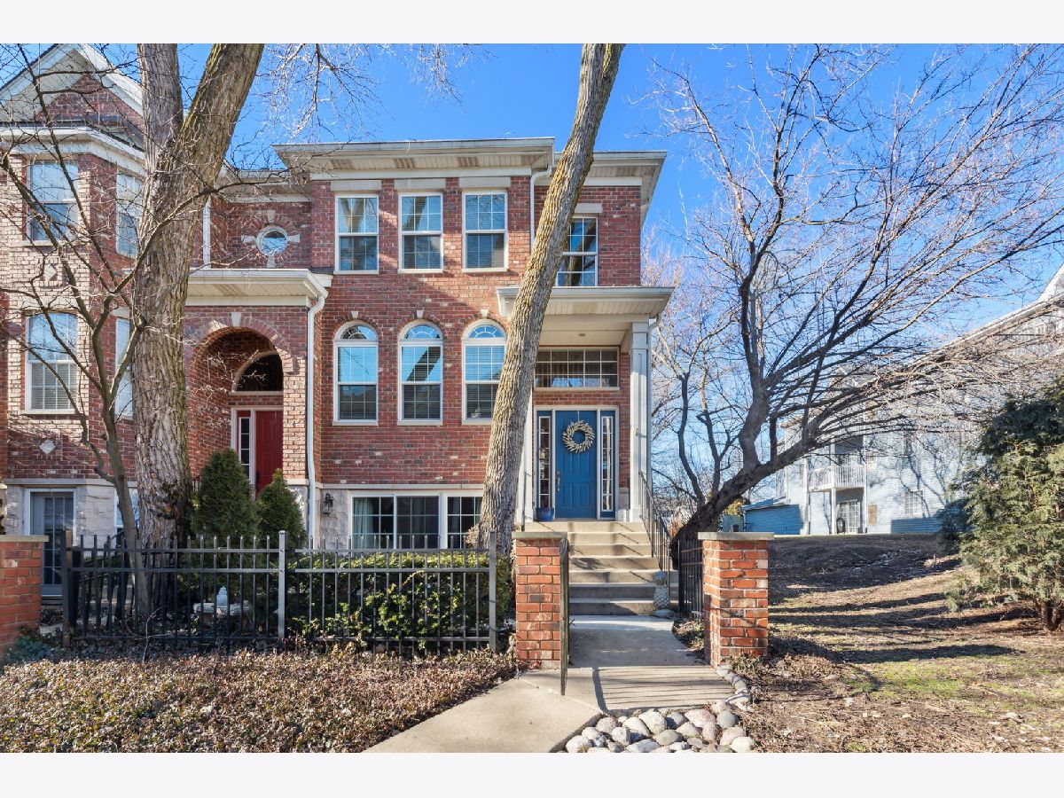 Townhomes Sold Prescott Woods Naperville Illinois, 736 Prescott