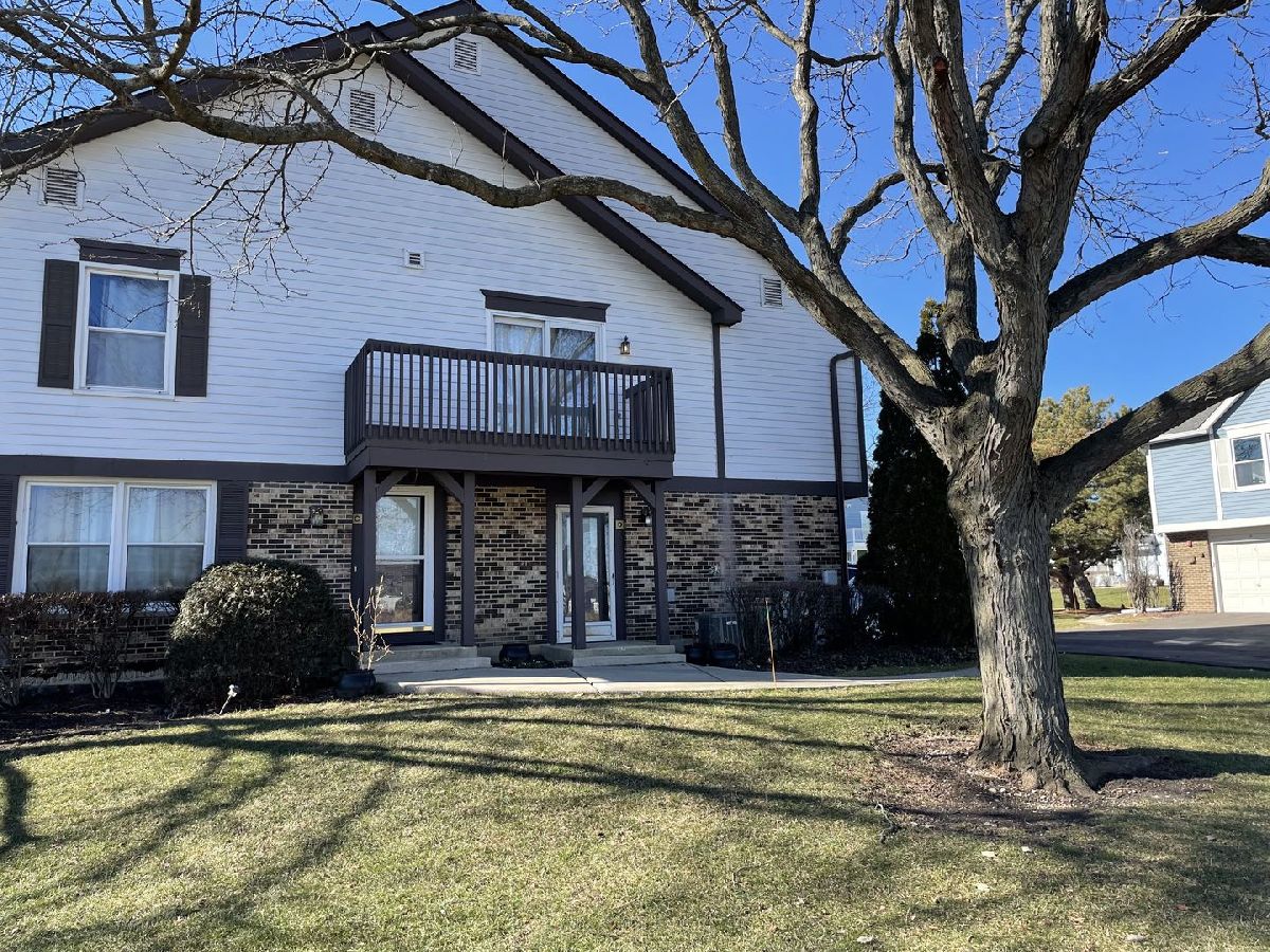 Townhomes & Condos Sold Highpoint Lisle Illinois, 2727 Wayfaring