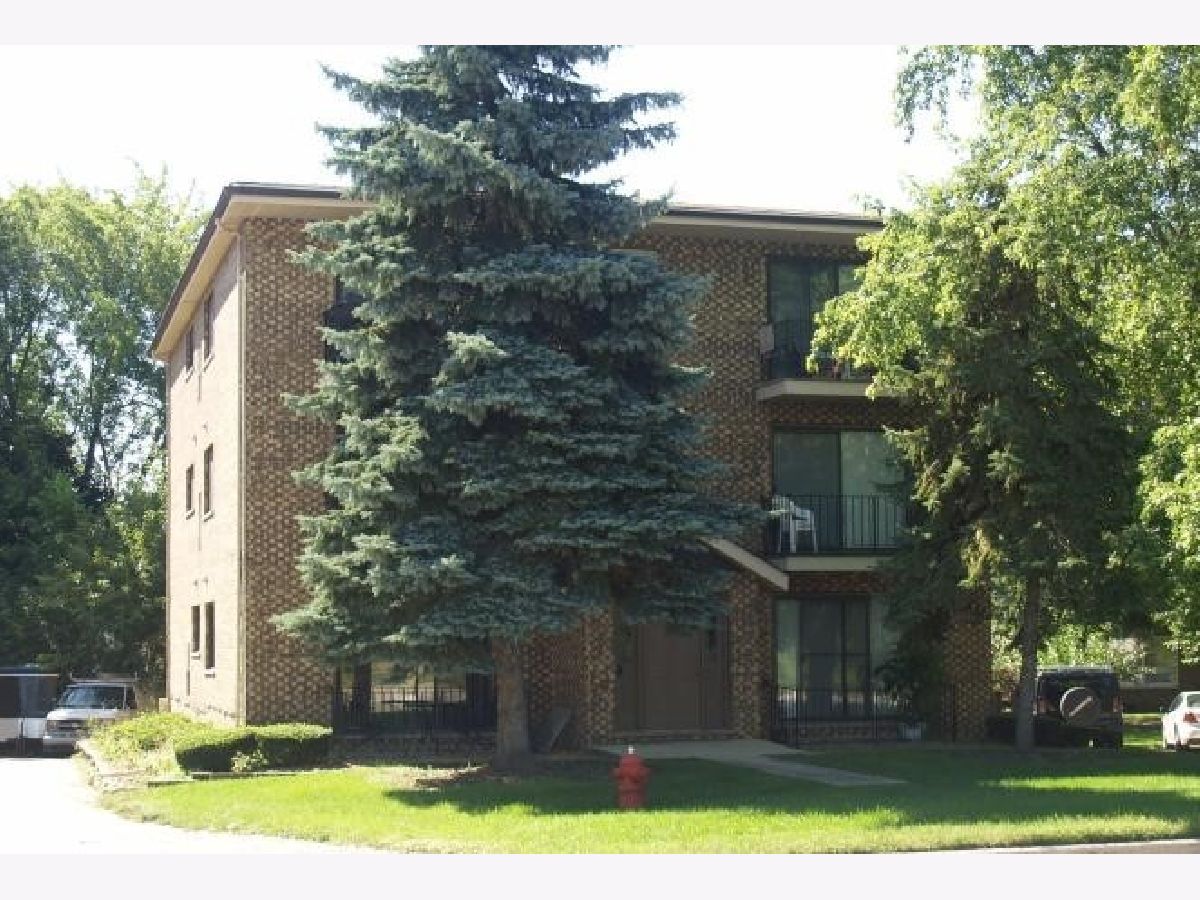 Condominiums Sold Tara Anne Condos Worth Illinois, 7533 Southwest