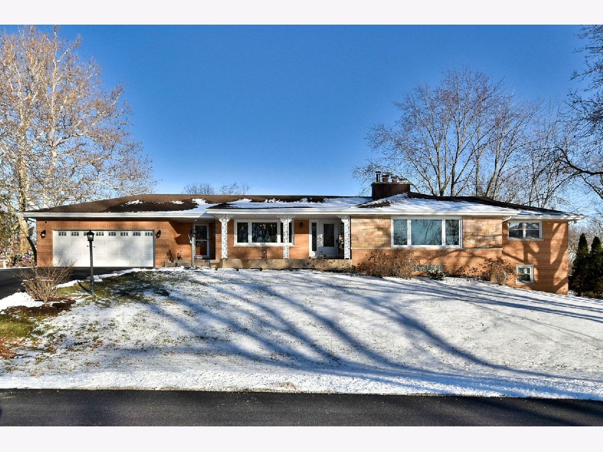 Homes Sold Glen Ellyn Woods Glen Ellyn Illinois, 3S053 Blackcherry