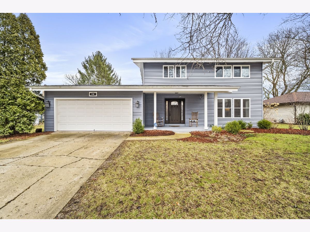 Homes Sold Bay Colony Naperville Illinois, 208 Bay Colony