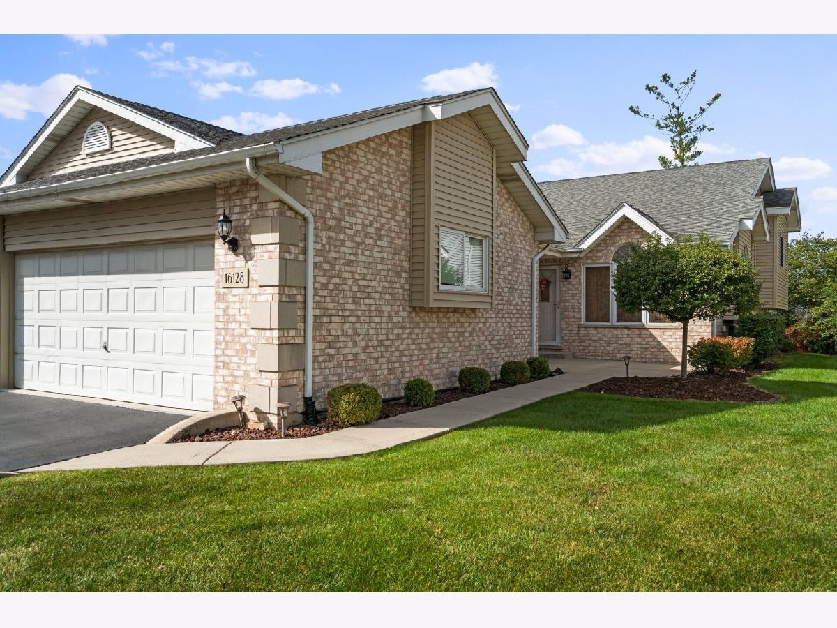 Townhomes Sold Park Place Tinley Park Illinois, 16128 Lake Villa