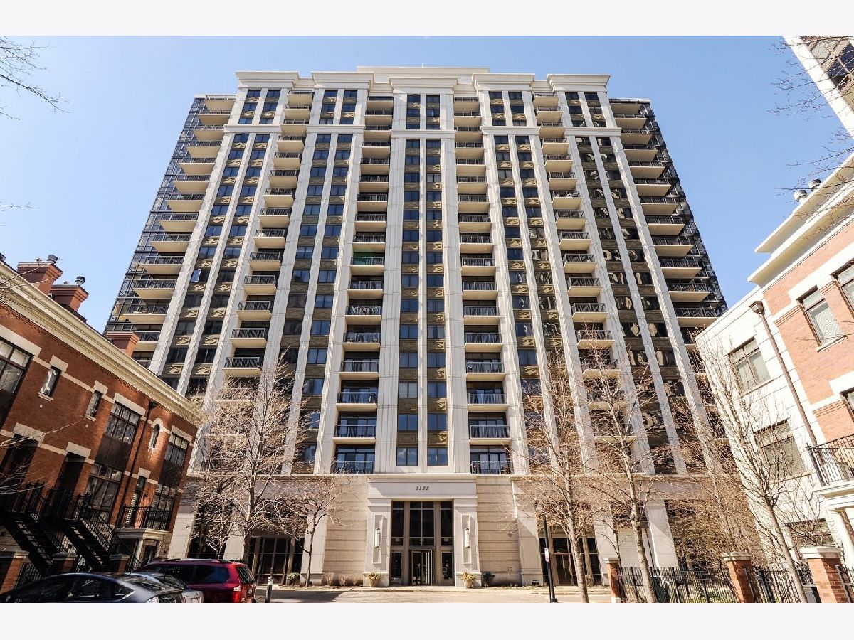 Condominiums Rented Museum Park Tower Chicago Illinois, 1322 Prairie