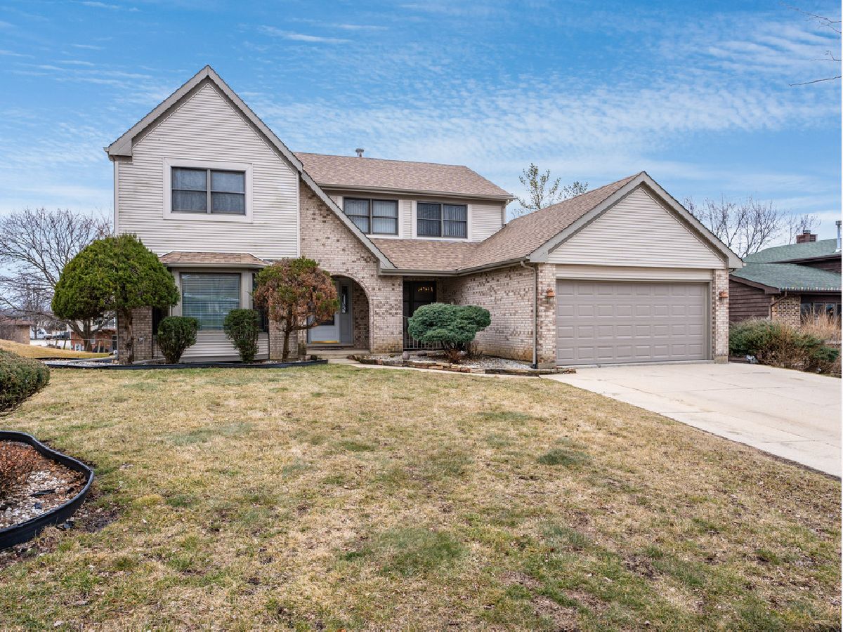 Townhomes & Homes Sold Brookdale Estates Bloomingdale Illinois, 308 Terry