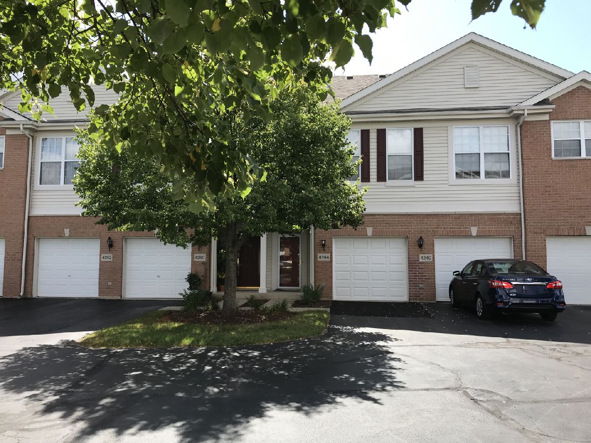 Townhomes & Condos Rented Morgan Hill Mchenry Illinois, 4244 Savoy