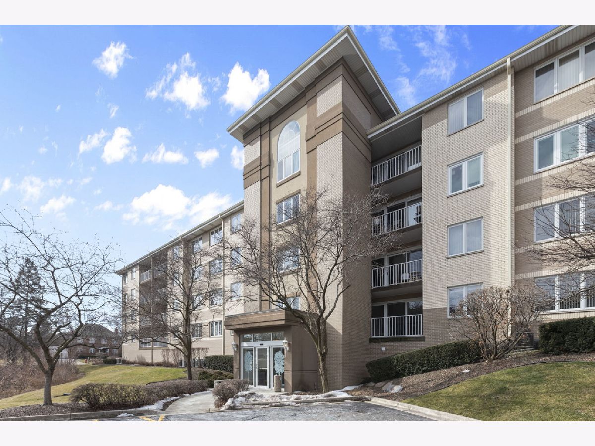 Condominiums & Homes Sold Whispering Oaks Wood Dale Illinois, 480 Montrose