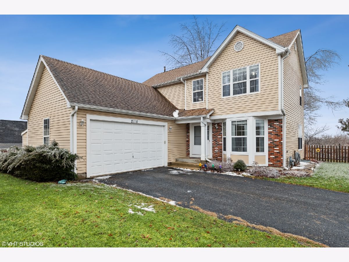 Homes & Townhomes Sold Applewood Woodstock Illinois, 2115 Aspen