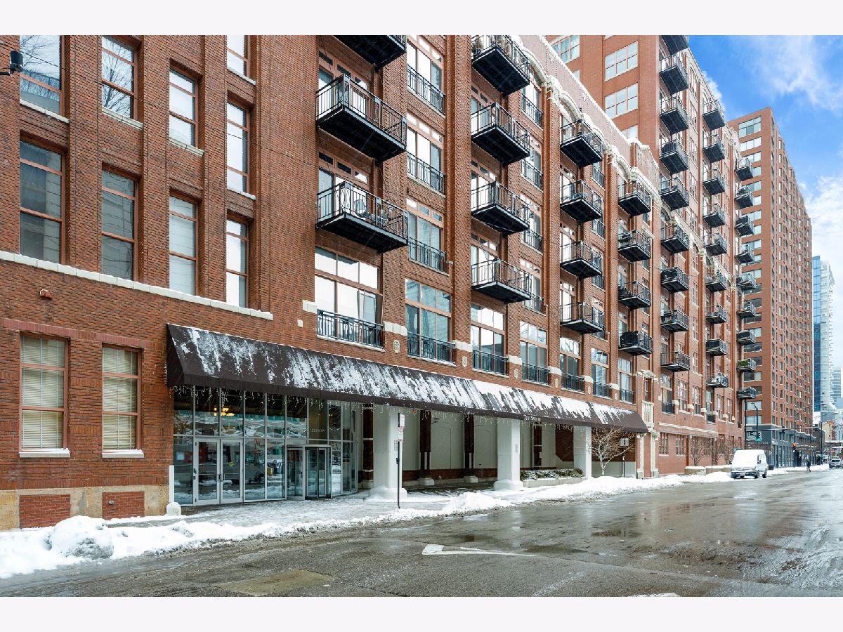 Townhomes & Condos Rented The Sexton Chicago Illinois, 360 Illinois
