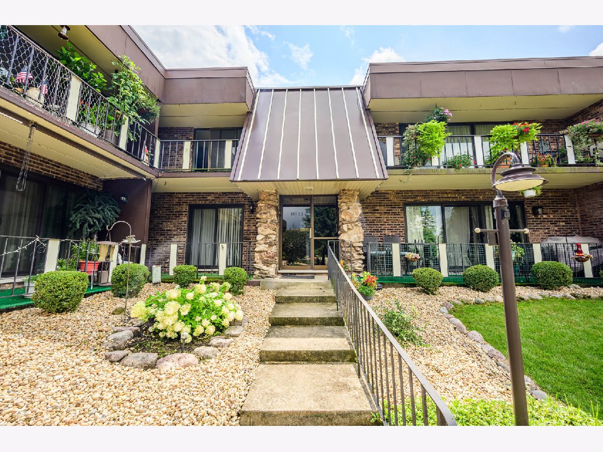 Condominiums Sold Lagoon In The Hills Palos Hills Illinois, 11116 O' Gorman