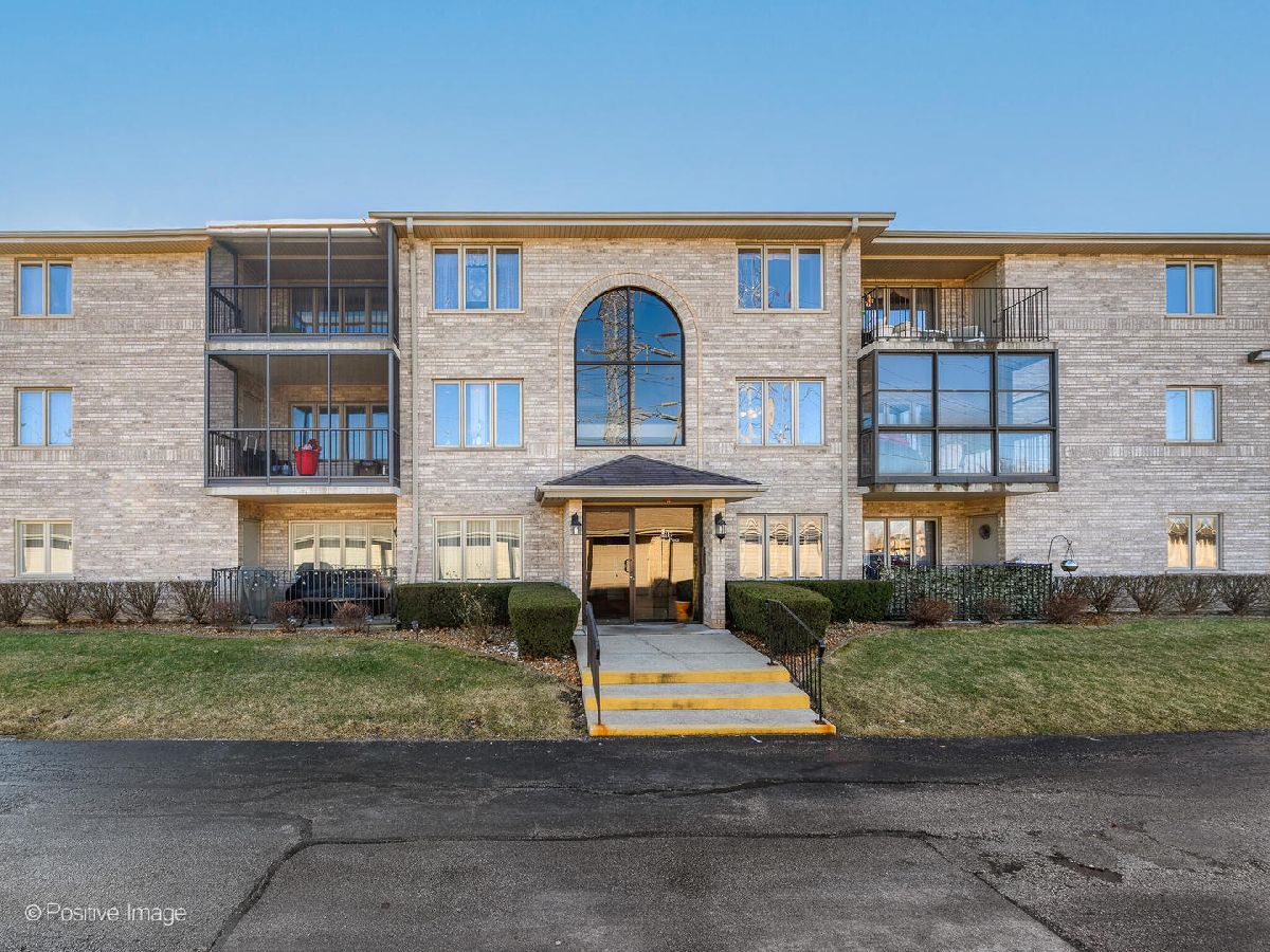 Condominiums Sold Crestpoint Crestwood Illinois, 5117 139th