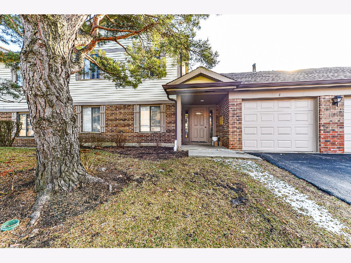 Pheasant Trail Arlington Heights IL, Townhomes & Condos For Sale & For