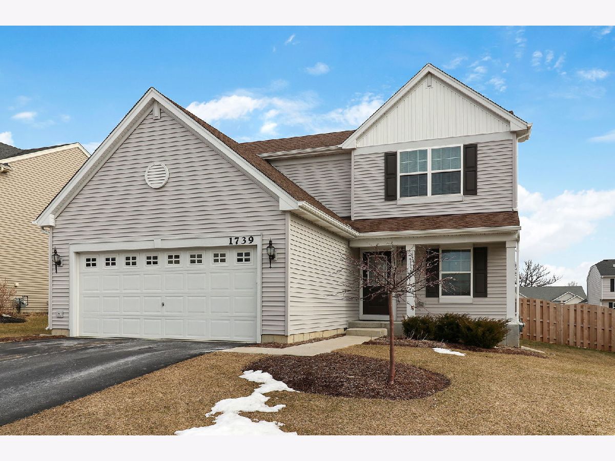 Condos & Townhomes & Homes Sold Remington Pointe Fox Lake Illinois, 1739 Wentworth