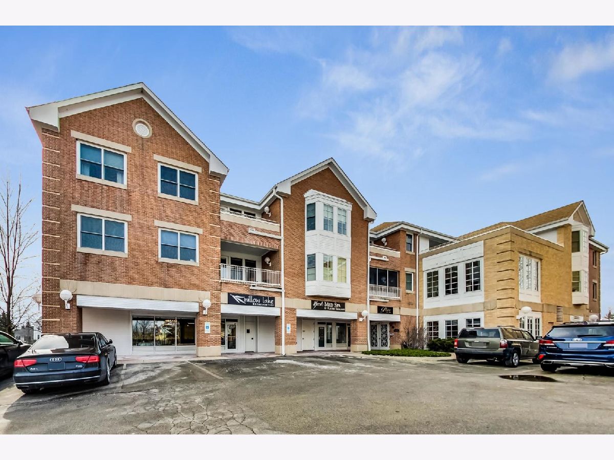 Condominiums Sold Glen Shore Condominium Glenview Illinois, 2300 Chestnut