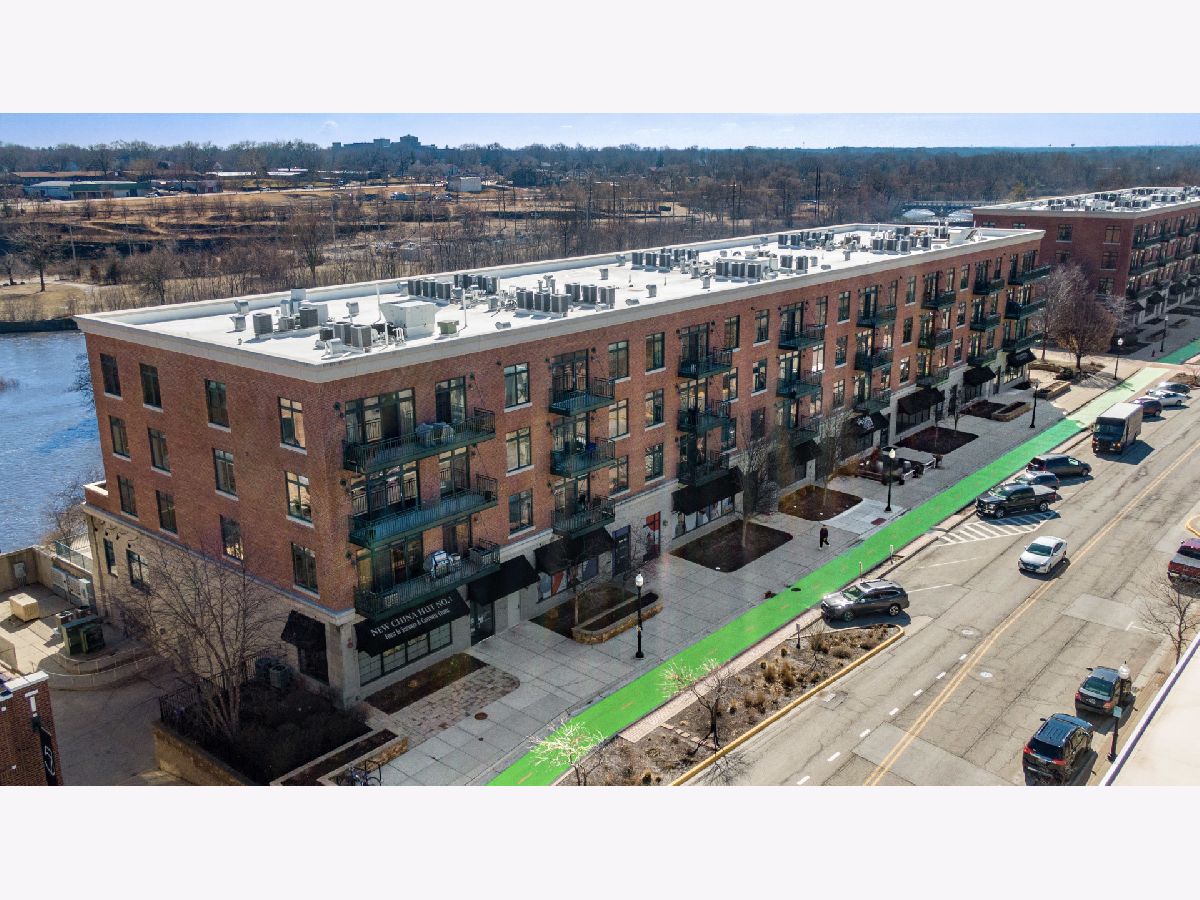 Condominiums Sold Riverstreet Plaza Aurora Illinois, 140 River