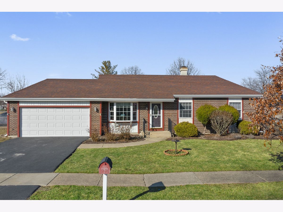 Homes Sold Twin Lakes Bartlett Illinois, 702 San Diego