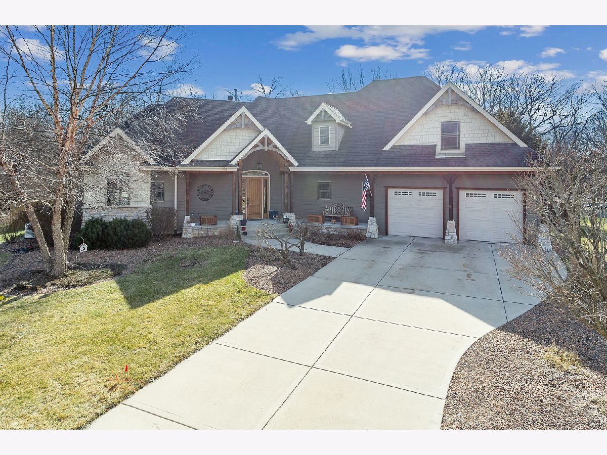 Homes Sold Wooded Cove Elwood Illinois, 21520 Wooded Cove
