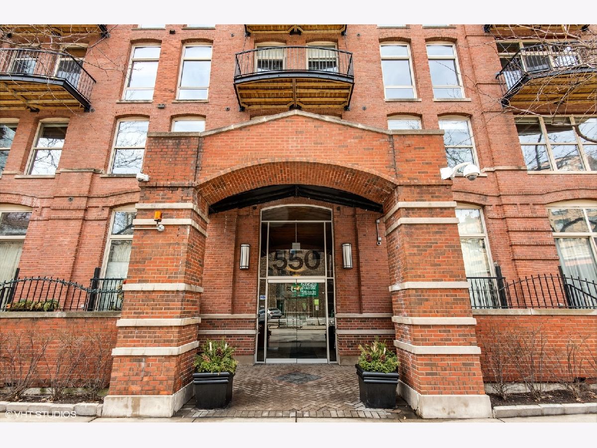 Condos & Townhomes Sold River Bank Lofts Chicago Illinois, 550 Kingsbury